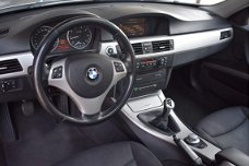 BMW 3-serie - 320I High Executive Navi Schuifdak Cruise Control Trekhaak