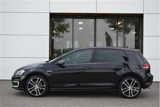 Volkswagen Golf - 1.4 TSI GTE Automaat Let op Tot 2025 50% Korting wegenbelasting App Connect Naviga - 1