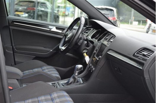 Volkswagen Golf - 1.4 TSI GTE Automaat Let op Tot 2025 50% Korting wegenbelasting App Connect Naviga - 1