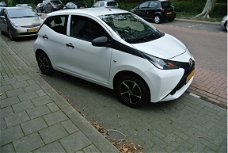 Toyota Aygo - 1.0 12V VVT-I 5DRS X-FUN