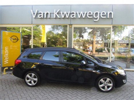 Opel Astra - 1.4 TURBO 17