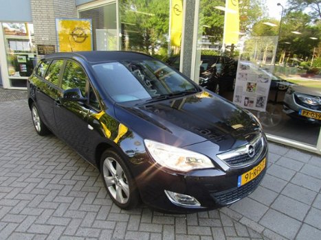 Opel Astra - 1.4 TURBO 17