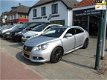 Suzuki Kizashi - 2.4 Sport Cruise control, Climate control, Parkeersensoren voor en achter - 1 - Thumbnail