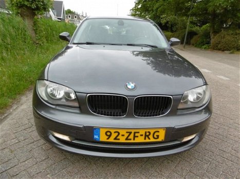 BMW 1-serie - 116i Business Line 5 deurs Airco PDC Onderhoudshistorie 2e eig - 1