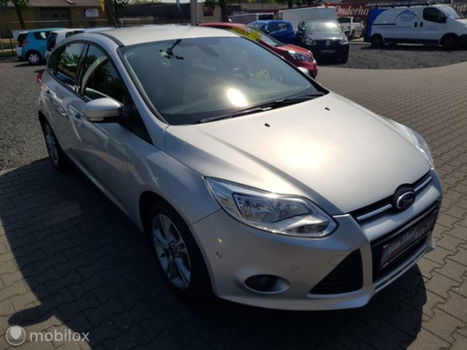 Ford Focus - 1.0 EcoBoost Titanium - 1