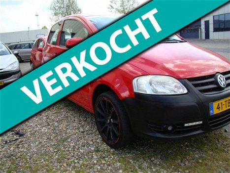 Volkswagen Fox - 1.4 Trendline - 1