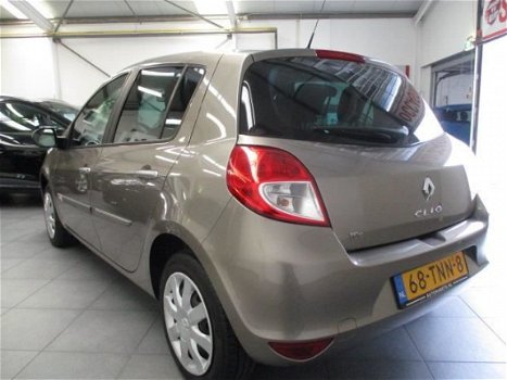 Renault Clio - 1.2 Airco / 5 drs / Eerste eigenaar - 1