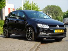 Volkswagen Polo - 1.2 TSI Highline AUTOMAAT - R-LINE PAKKET - CLIMITH CONTROL - PARKEER SENSOR