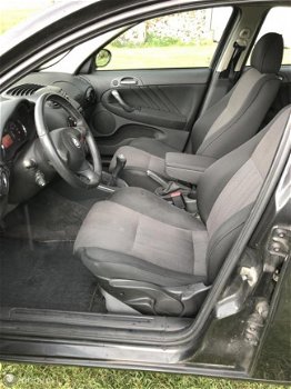 Alfa Romeo 147 - 1.6 T.Spark Distinctive NAP/AIRCO/NWE APK - 1