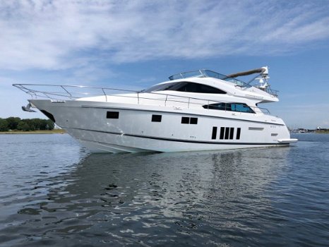 Fairline Squadron 65 - 2