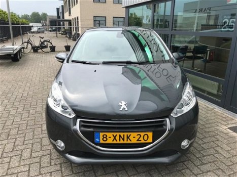 Peugeot 208 - 1.2 VTi Allure ECC LMV NAVIGATIE 5 drs - 1