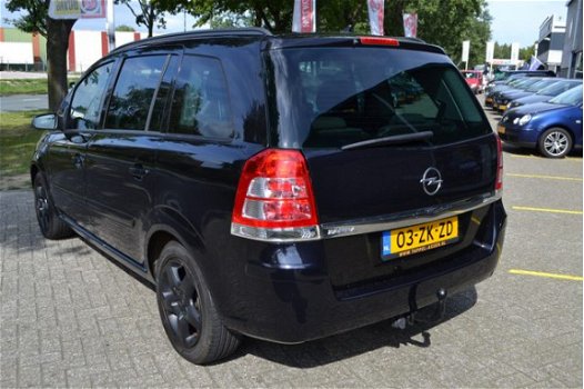 Opel Zafira - 2.2 Business AIRCO / CRUISE / TREKHAAK / 7 PERSOONS - 1