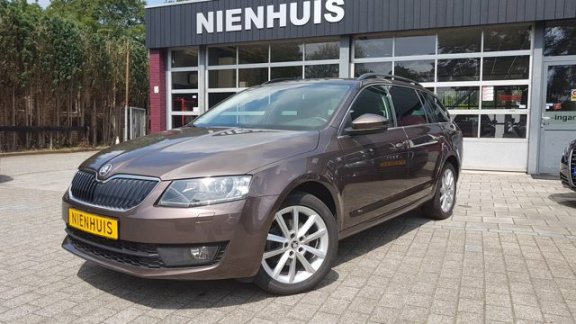 Skoda Octavia Combi - 2.0 TDI Greentech Ambition - 1