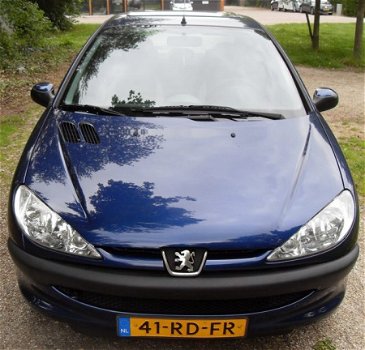 Peugeot 206 - 1.1x Design - 1