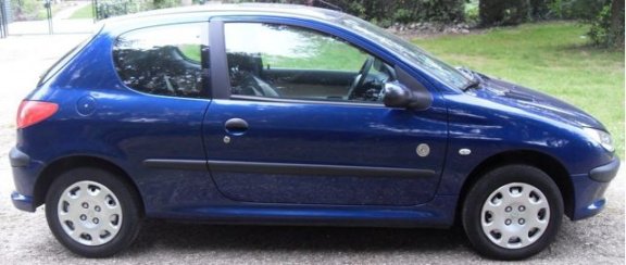 Peugeot 206 - 1.1x Design - 1