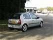 Renault Clio - 1.6-16V Dynamique (bj 2001) AIRCO / TREKHAAK - 1 - Thumbnail