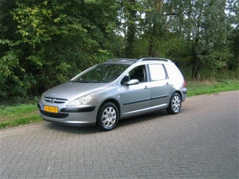 Peugeot 307 Break - 1.6-16V XS Airco / Trekhaak / Cruise controle - 1