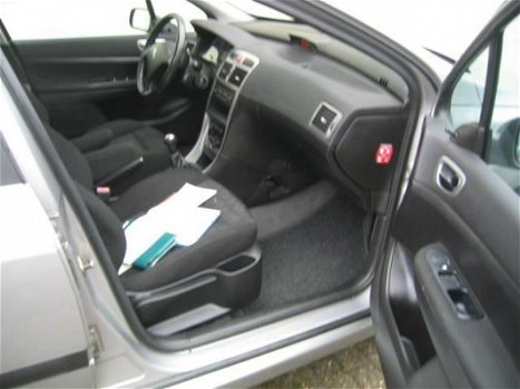 Peugeot 307 Break - 1.6-16V XS Airco / Trekhaak / Cruise controle - 1