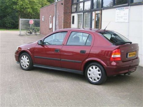 Opel Astra - 1.6 Pearl - 1