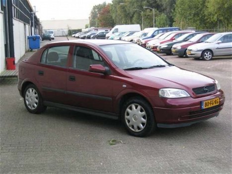 Opel Astra - 1.6 Pearl - 1