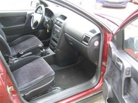 Opel Astra - 1.6 Pearl - 1