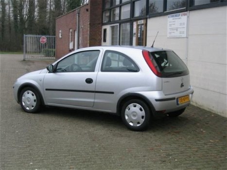 Opel Corsa - 1.0-12V Essentia - 1