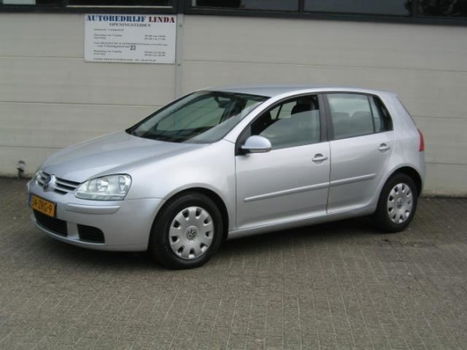 Volkswagen Golf - 1.6 Sportline - 1