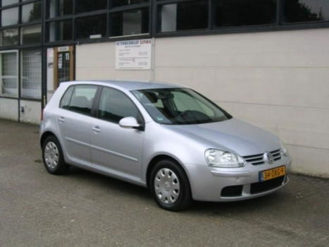 Volkswagen Golf - 1.6 Sportline - 1