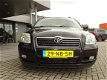 Toyota Avensis Wagon - 2.0 D-4D Linea Luna - 1 - Thumbnail