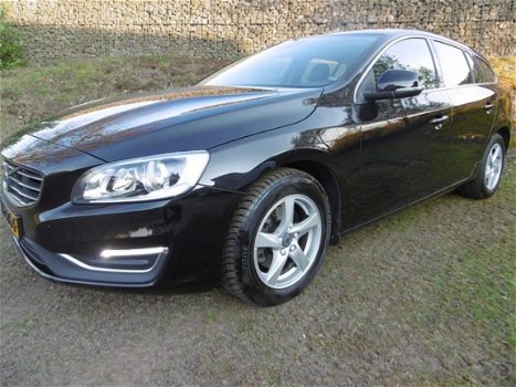 Volvo V60 - NEW-SUMMUM /BUSINESS/LED/NAVI/LM/PDC/CRUISE/INR+GAR.MOGELIJK - 1