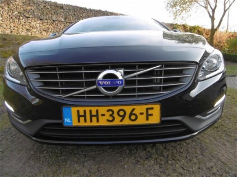 Volvo V60 - NEW-SUMMUM /BUSINESS/LED/NAVI/LM/PDC/CRUISE/INR+GAR.MOGELIJK - 1