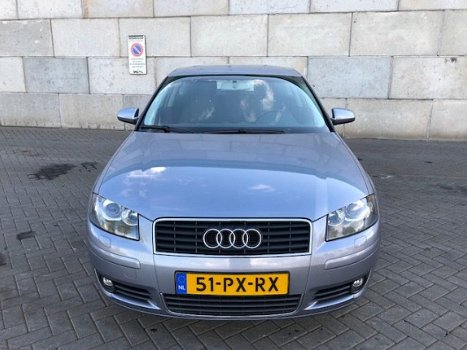 Audi A3 - A3; 75 KW AUT - 1