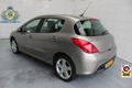 Peugeot 308 - 1.6 THP Signature Panorama, Climat, Navi, PDC Etc - 1 - Thumbnail