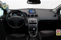 Peugeot 308 - 1.6 THP Signature Panorama, Climat, Navi, PDC Etc - 1 - Thumbnail