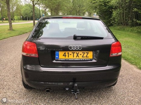 Audi A3 - 1.6 Ambition zeer mooi - 1