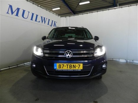 Volkswagen Tiguan - 1.4 TSI Sport en Style // PANODAK // TREKHAAK - 1