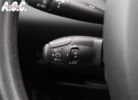 Peugeot 308 - 1.6 HDiF Airco Navigatie Cruise Control - 1