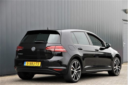 Volkswagen e-Golf - AUT. / NAVI / 4% BIJTELLING / 100% ELECTRISCH - 1