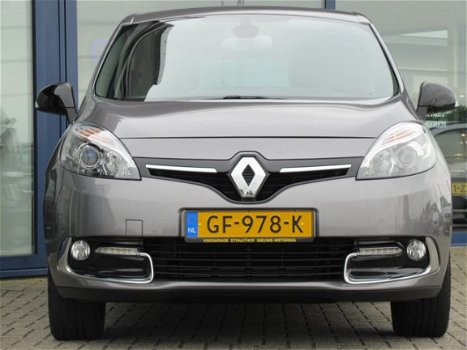 Renault Scénic - 1.2 TCe Bose Climate Control / Leder / Stoelverwarming / Navigatie / Trekhaak - 1