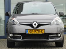 Renault Scénic - 1.2 TCe Bose Climate Control / Leder / Stoelverwarming / Navigatie / Trekhaak