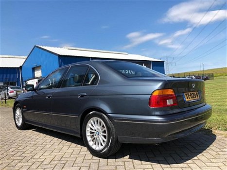 BMW 5-serie - 540i Protection Executive V8 Gepantserd Topstaat - 1