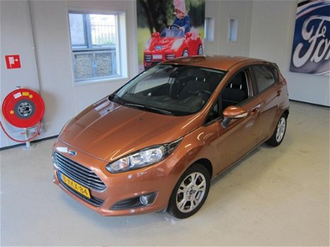 Ford Fiesta - 80PK 5 DEURS SYNC EDITION - 1