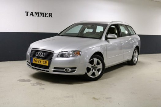 Audi A4 - 1.6 ADVANCE - 1