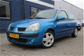 Renault Clio - 1.6-16V Privilège Comfort | Airco | Centrale vergrendeling | Stoelverwarming | APK 19 - 1 - Thumbnail