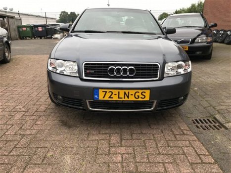 Audi A4 - 2.4 EXCLUSIVE AUTOMAAT-LEDER-BOM VOL AUTOMAAT DEFECT - 1