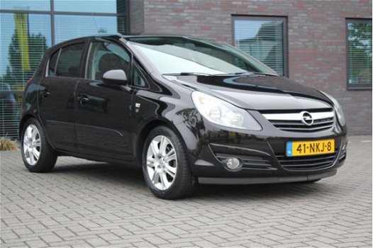 Opel Corsa - 1.4-16V '111' Edition - 1