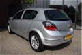 Opel Astra - 1 - Thumbnail