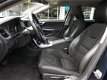 Volvo V60 - D2 Momentum / AUTOMAAT / Trekhaak / Navigatie / Cruise Control / 100% Dealeronderhouden - 1 - Thumbnail