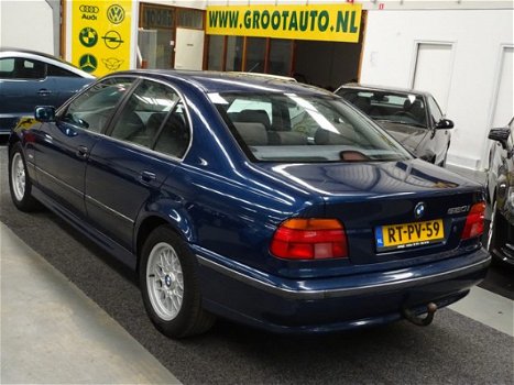 BMW 5-serie - 520i Trekhaak - 1