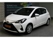 Toyota Yaris - 1.5 VVT-i Active 5-Drs Automaat 2019 - 1 - Thumbnail